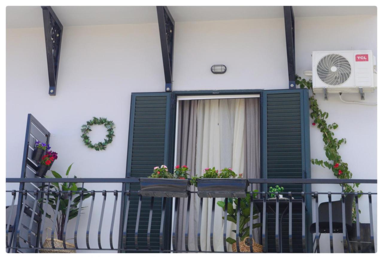 Aelia Apartment Lixúri Exterior foto